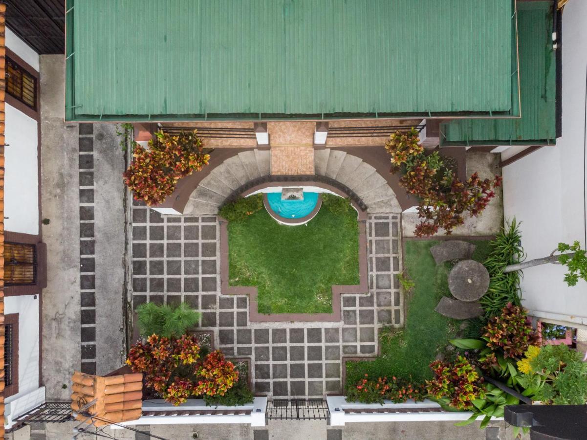 Alajuela City Hotel & Guest House Buitenkant foto