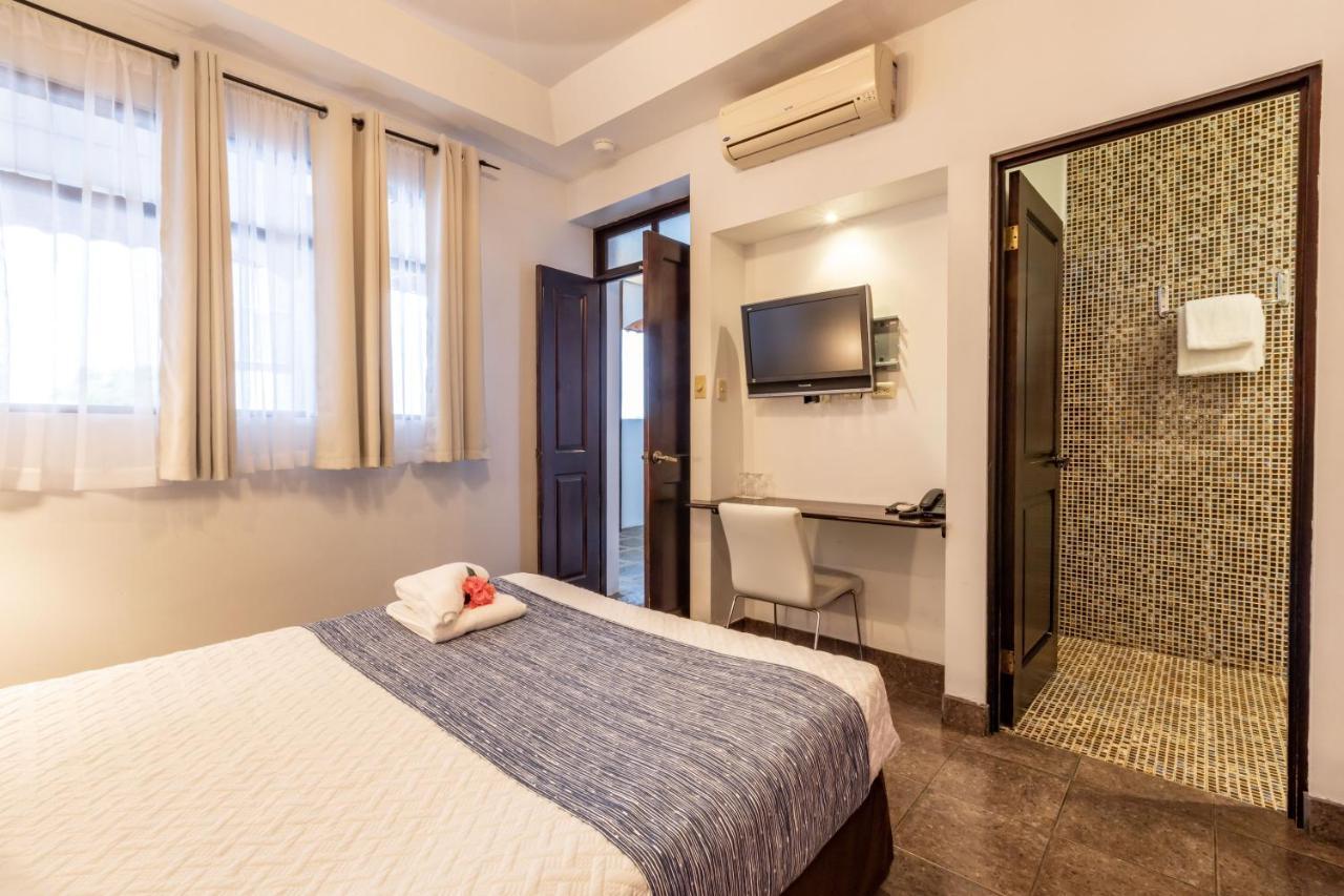 Alajuela City Hotel & Guest House Buitenkant foto