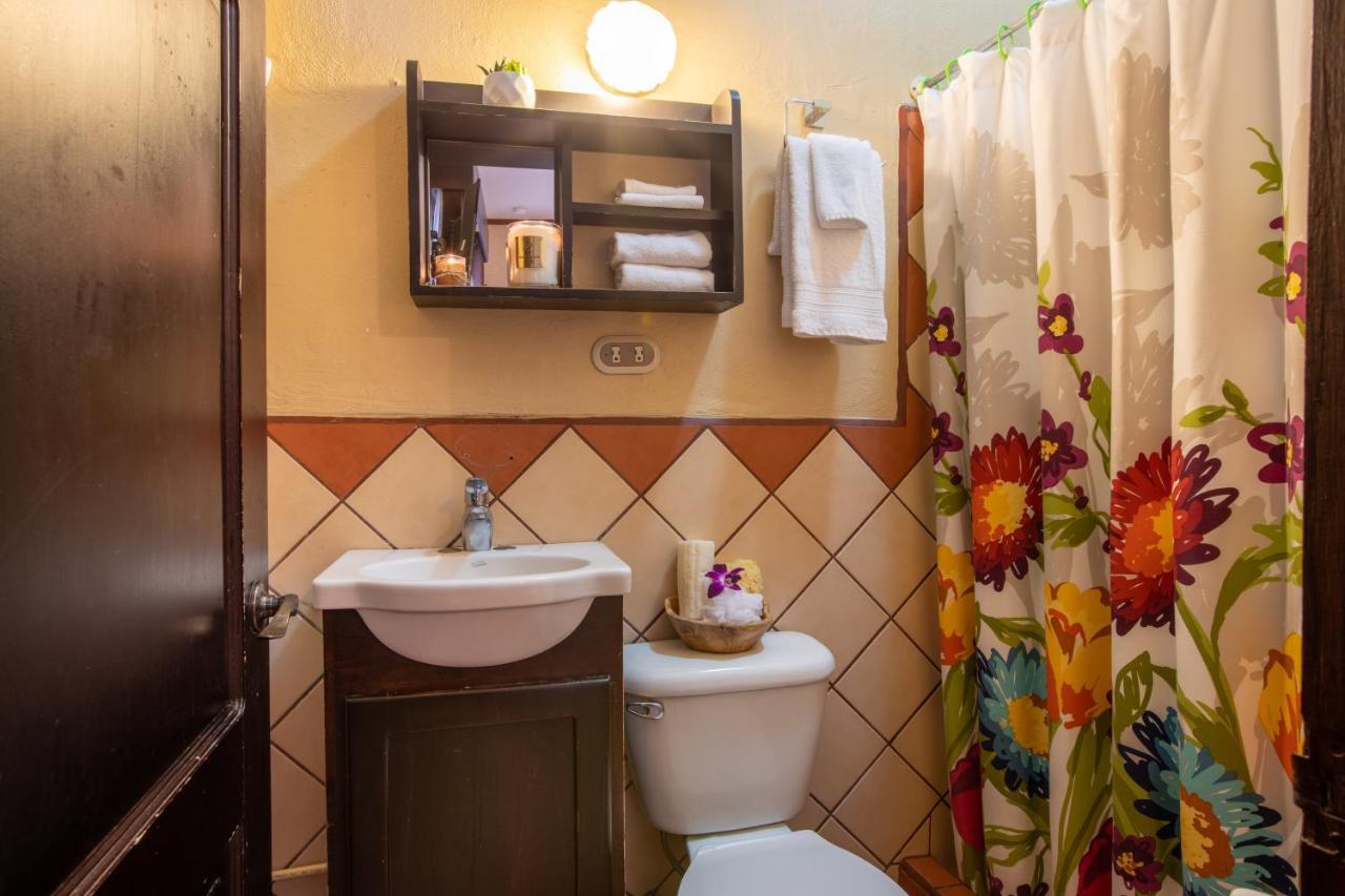 Alajuela City Hotel & Guest House Buitenkant foto