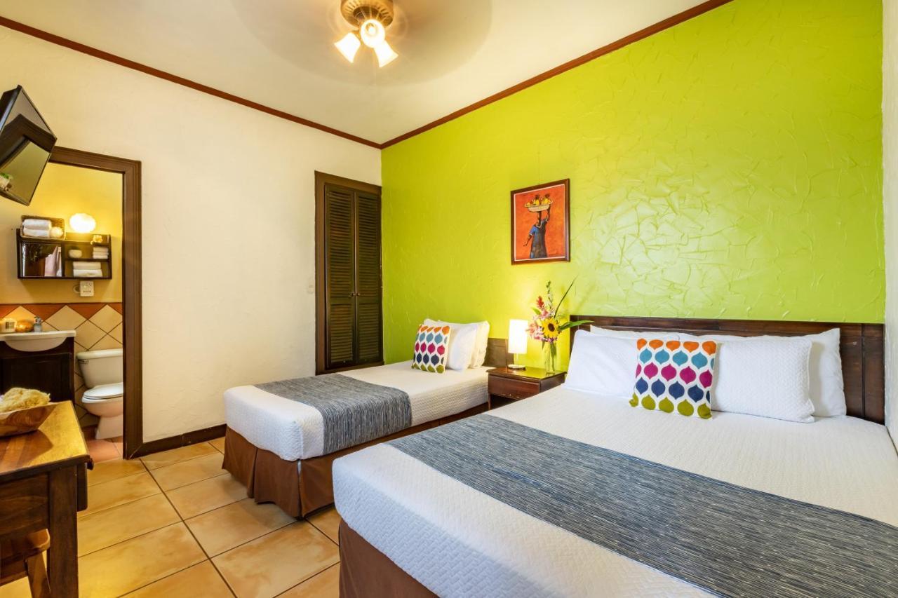 Alajuela City Hotel & Guest House Buitenkant foto
